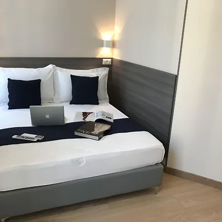 Boutique Hotel Neptune Nice-2